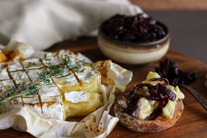 Baked Camembert Cheese With Onion Jam