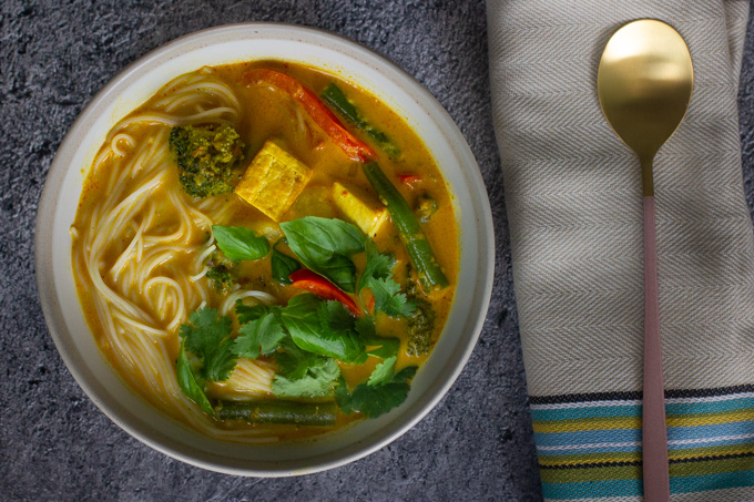 Coconut Vegetable and Tofu Curry Soup