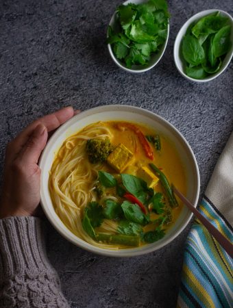 Coconut Vegetable and Tofu Curry Soup