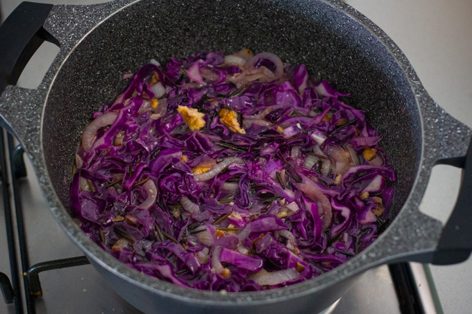 Purple rice (red cabbage rice)