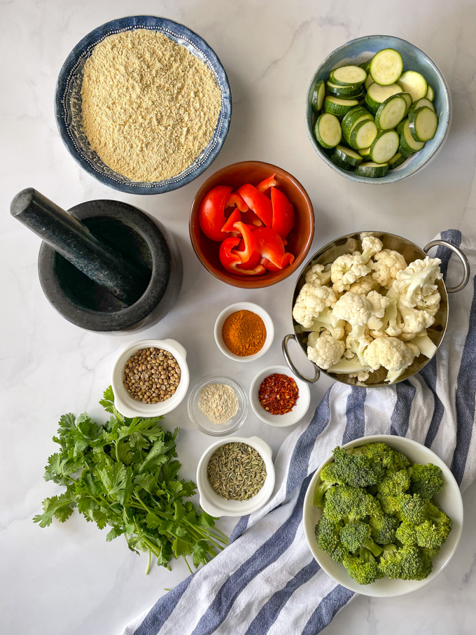 פאקורה - ירקות בטמפורה של קמח חומוס